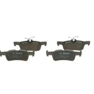 Zestaw klocków hamulcowych, hamulce tarczowe BOSCH 0 986 494 715 Szybka dostawa